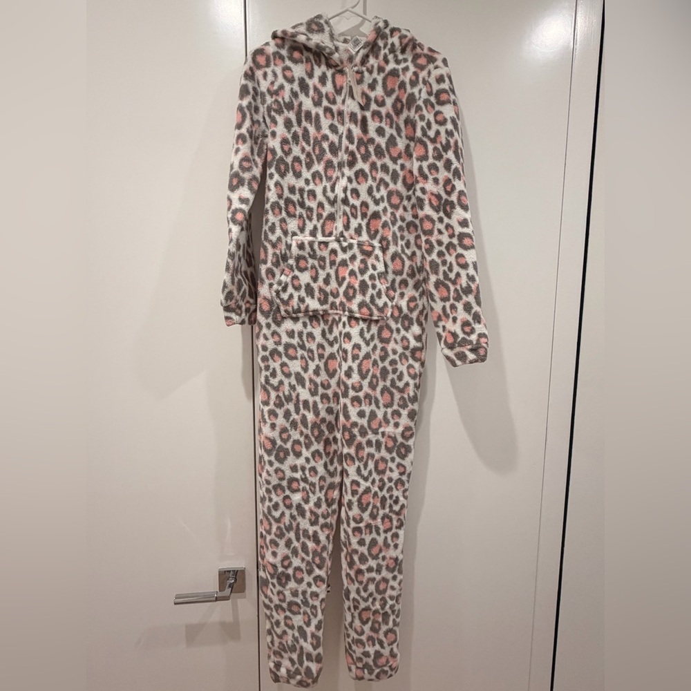 Leopard Print cozy onesie PJ’s with hood (all adult sizes S,M,L)